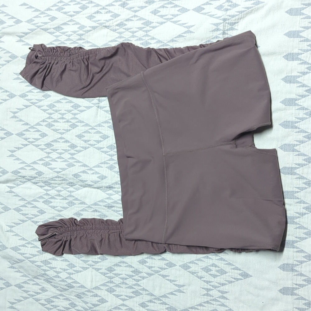Fabletics large mauve legging